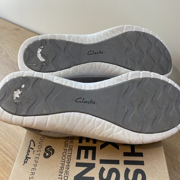 Cloudsteppers By Clarks Sneakers Gray - Women's Size 8 - Picture 5 of 5